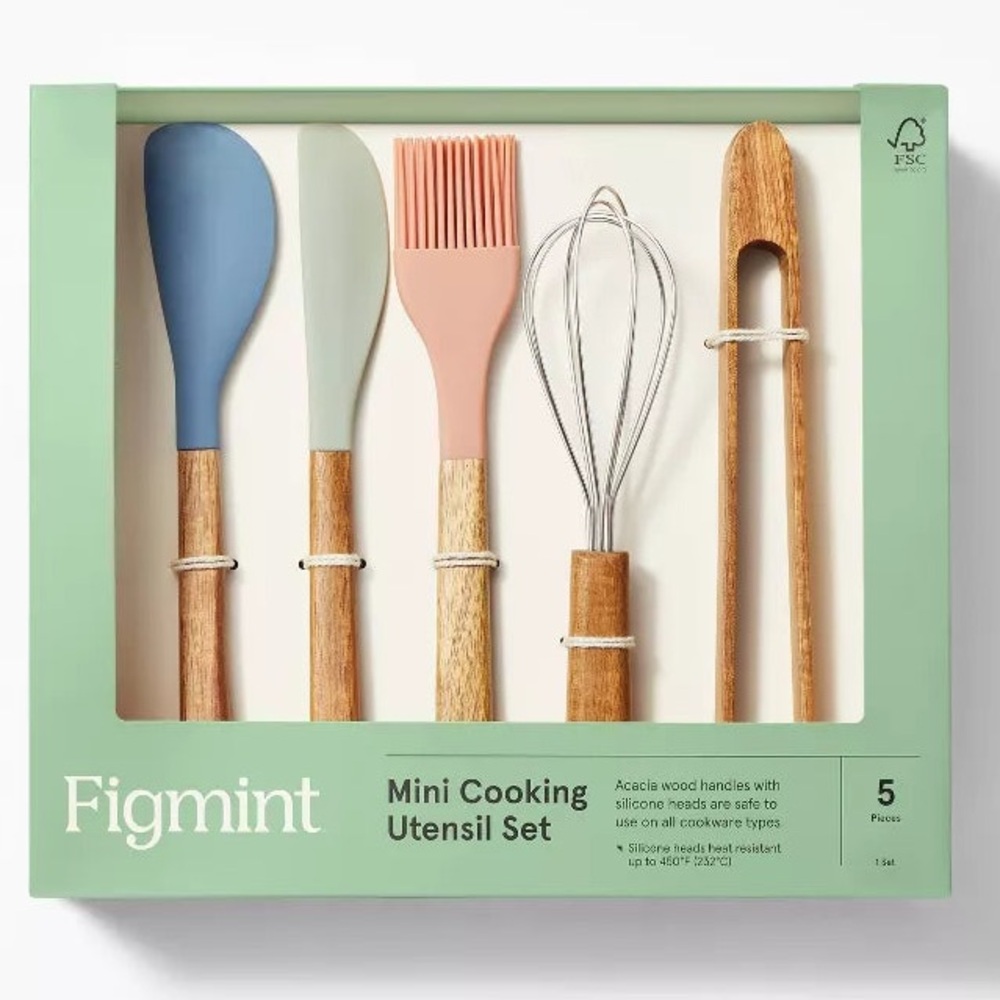 FIGMINT 5-PIECE ACACIA KITCHEN UTENSIL SET (NEW WITH TAGS)
